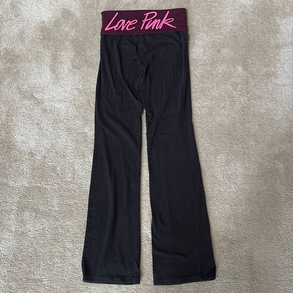 VICTORIA’S SECRET Yoga Flare Leggings size XS - Picture 2 of 7